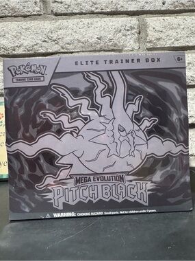 Pokemon Elite Trainer Box Mega Evolution Pitch Black - Black & Gray